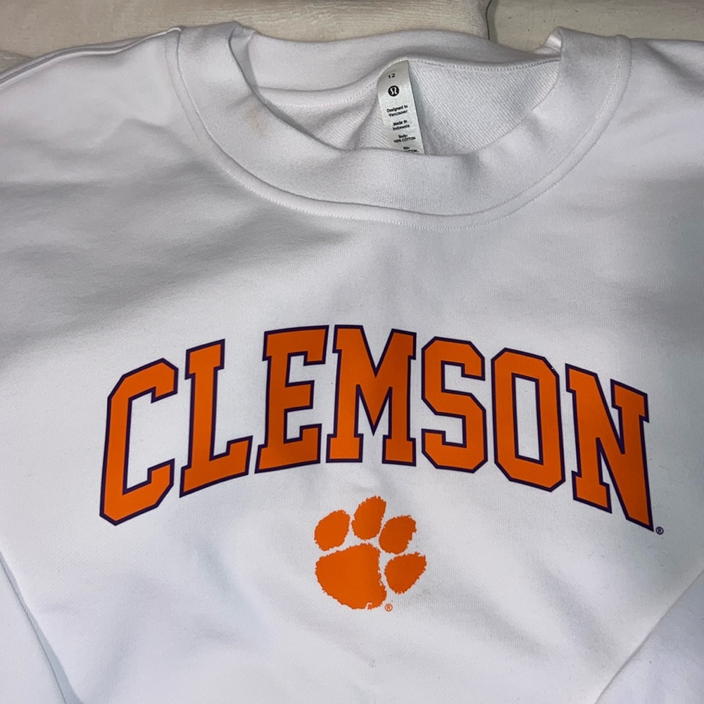 Clemson Lululemon sweatshirt